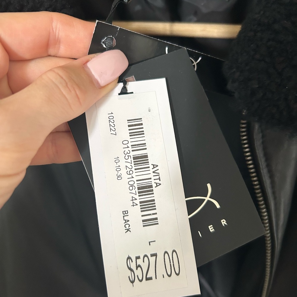 NWT Danier Avita Black Leather Jacket, L - Picture 9 of 16
